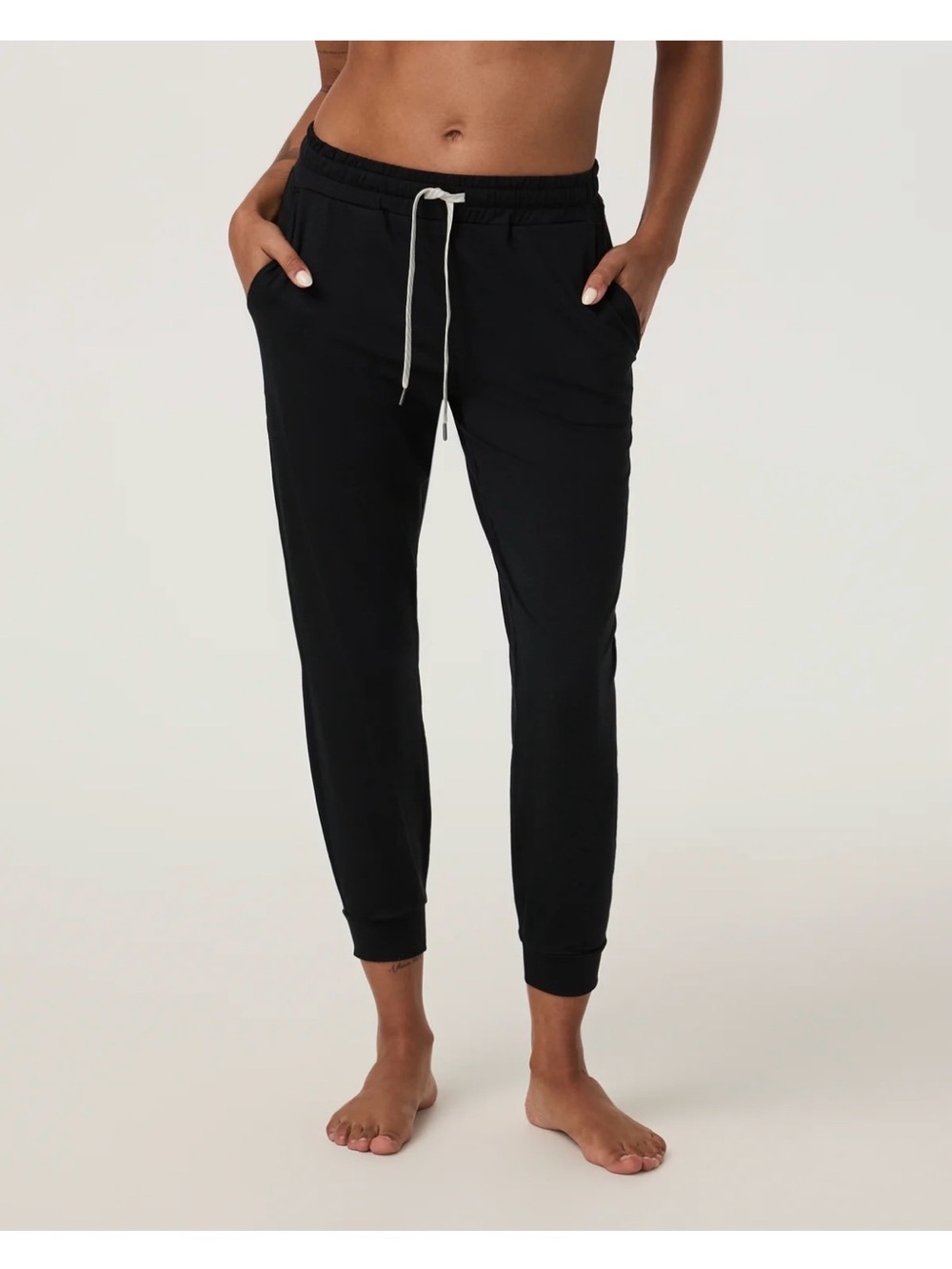 Vuori Black Women's Drawstring Jogger Pants
